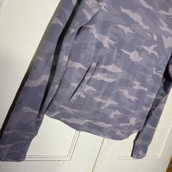 Athleta Girl Camouflage Printed Hoodie Purple Size Large / 12 Soft Comfy Camo - Picture 5 of 7